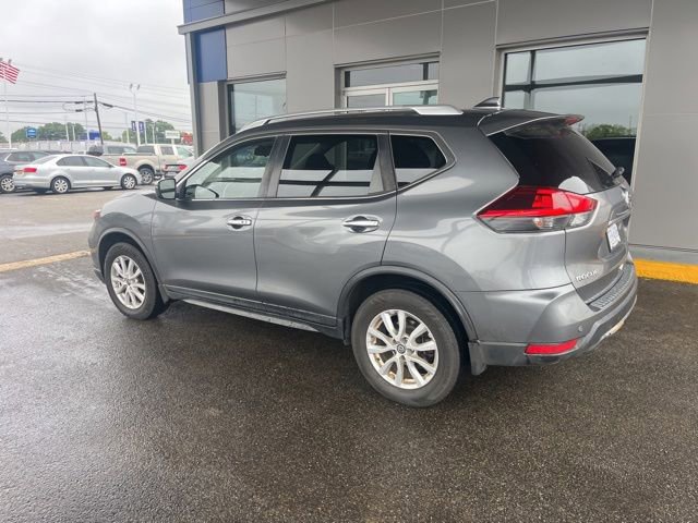 Used 2019 Nissan Rogue SV AWD/4WD image 2