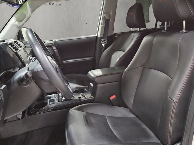 Used 2022 Toyota 4Runner TRD Off-Road Premium AWD/4WD image 13