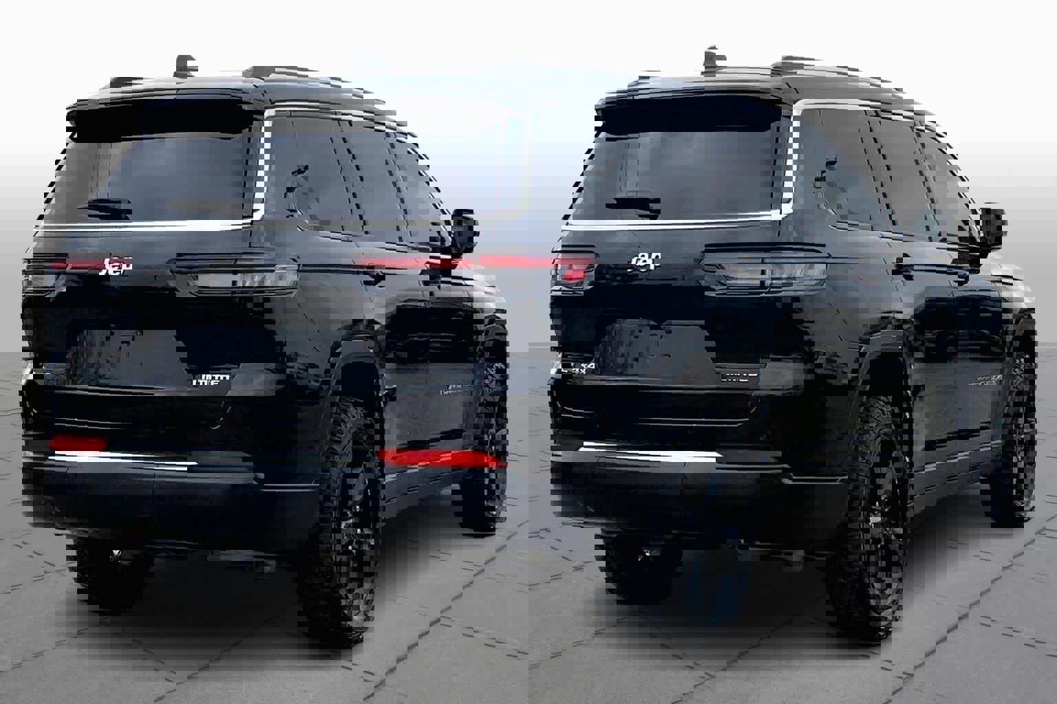 Used 2021 Jeep Grand Cherokee L Limited image 13