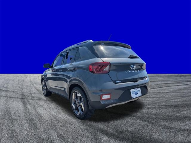 Used 2024 Hyundai Venue Limited FWD image 5