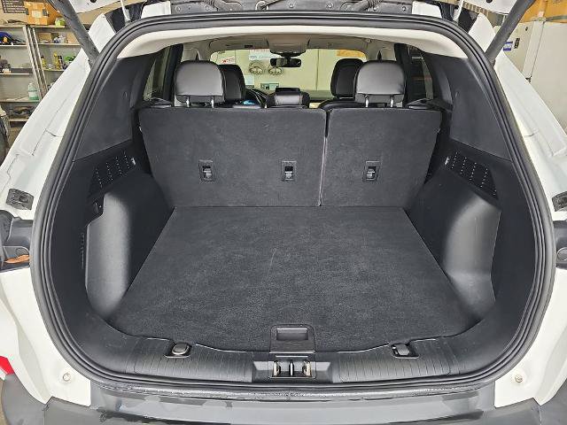Certified 2021 Ford Escape Titanium w/ Titanium Elite Package FWD image 12