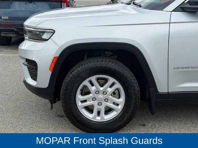 Used 2022 Jeep Grand Cherokee Laredo w/ Luxury Tech Group I AWD/4WD image 23