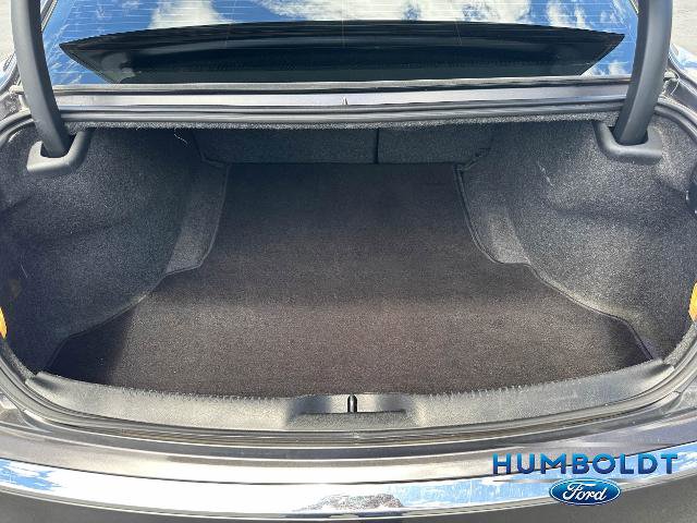 Used 2019 Chrysler 300 Limited AWD/4WD image 30