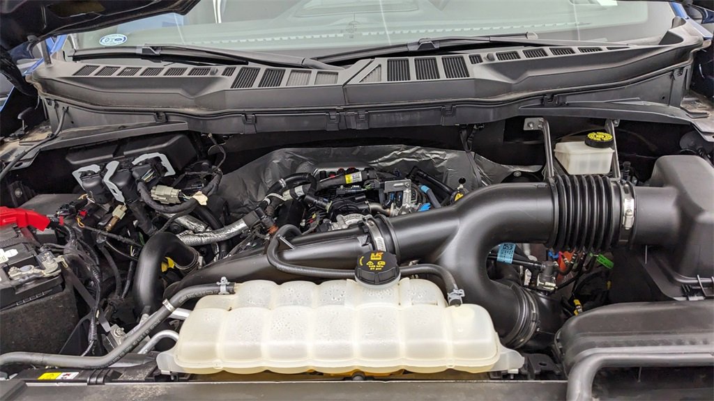 Certified 2022 Ford F150 XLT w/ Equipment Group 302A High image 43