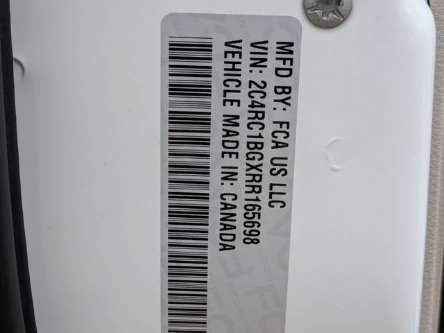 Used 2024 Chrysler Pacifica Touring-L FWD image 33