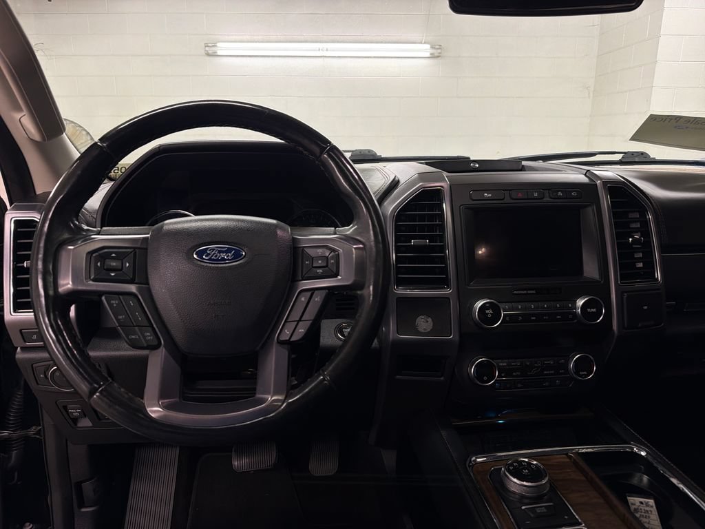 Certified 2020 Ford Expedition Max Platinum RWD image 9