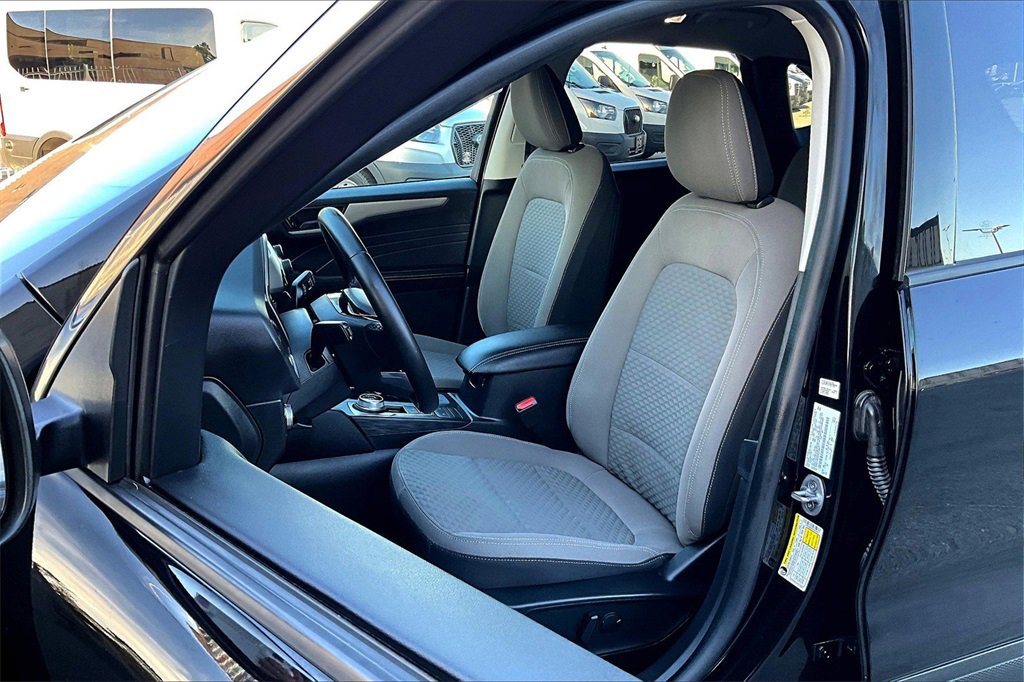 Certified 2022 Ford Escape SE w/ Convenience Package image 23