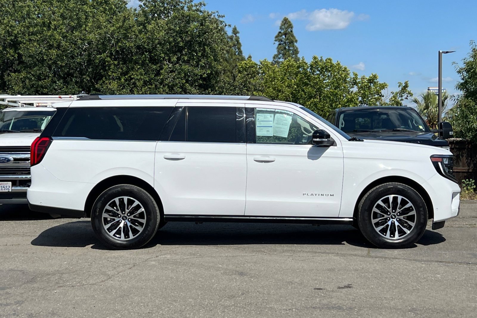 Certified 2025 Ford Expedition Max Platinum AWD/4WD image 3