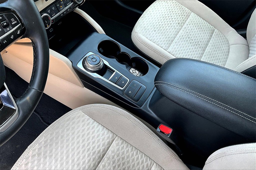 Certified 2022 Ford Escape SE w/ Convenience Package image 15