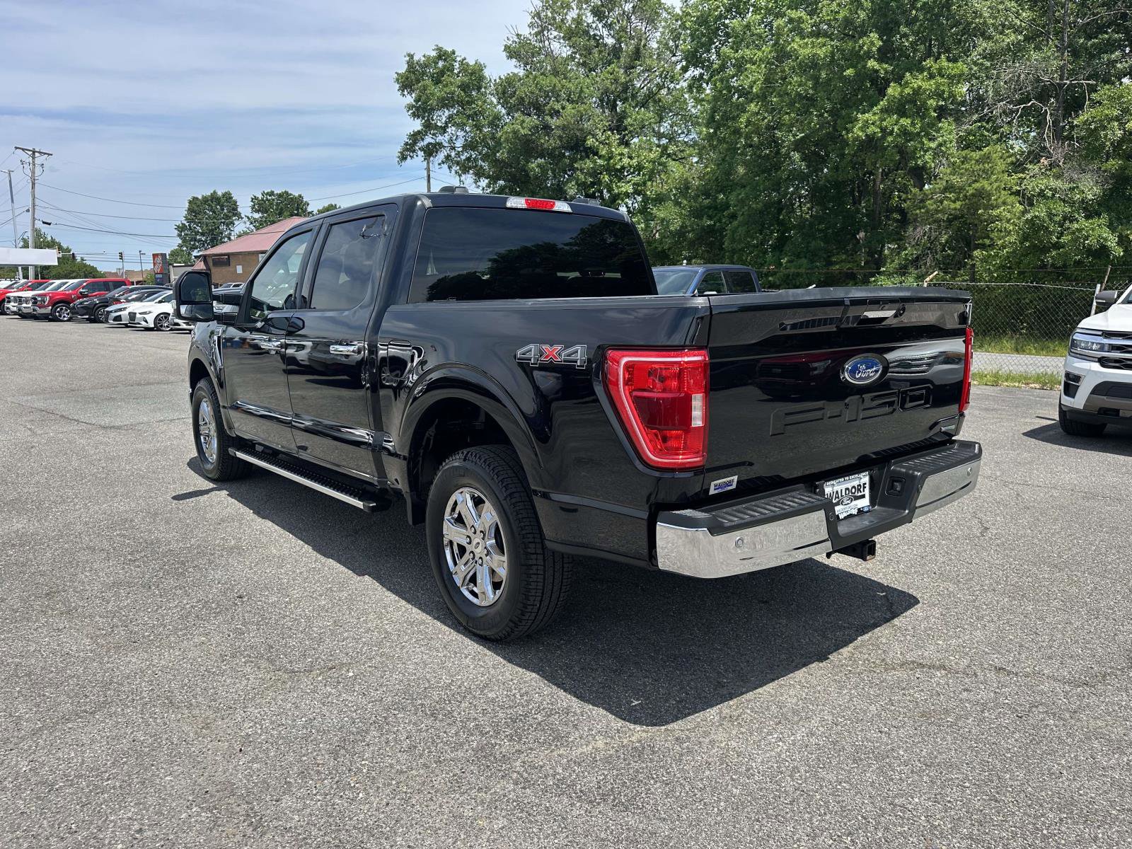 Certified 2022 Ford F150 XLT w/ Equipment Group 302A High AWD/4WD image 4
