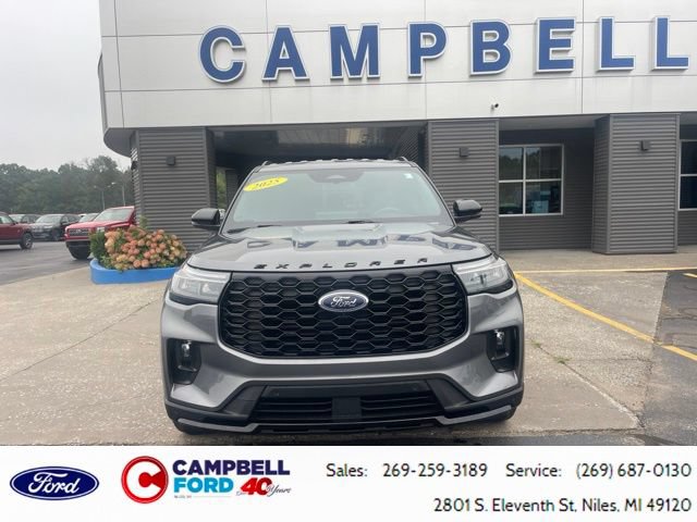 Certified 2025 Ford Explorer ST-Line w/ Premium Package AWD/4WD image 8
