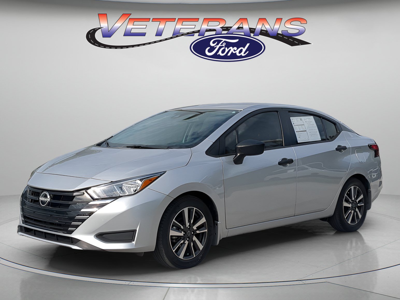Used 2024 Nissan Versa S w/ S Plus Package FWD image 1