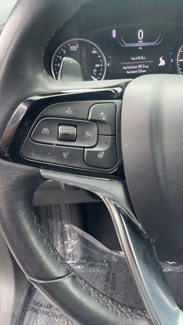 Used 2024 Buick Enclave Premium image 11