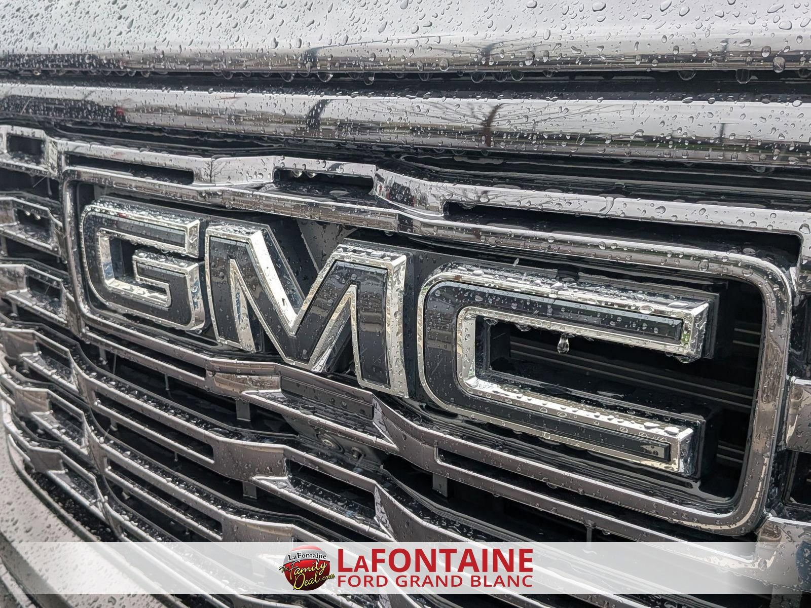 Used 2024 GMC Sierra 1500 Denali Ultimate AWD/4WD image 9