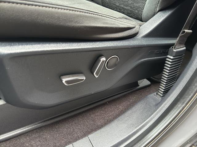 Certified 2021 Ford F150 XLT w/ Equipment Group 302A High image 16