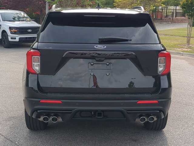 Certified 2024 Ford Explorer ST w/ Equipment Group 401A AWD/4WD image 5