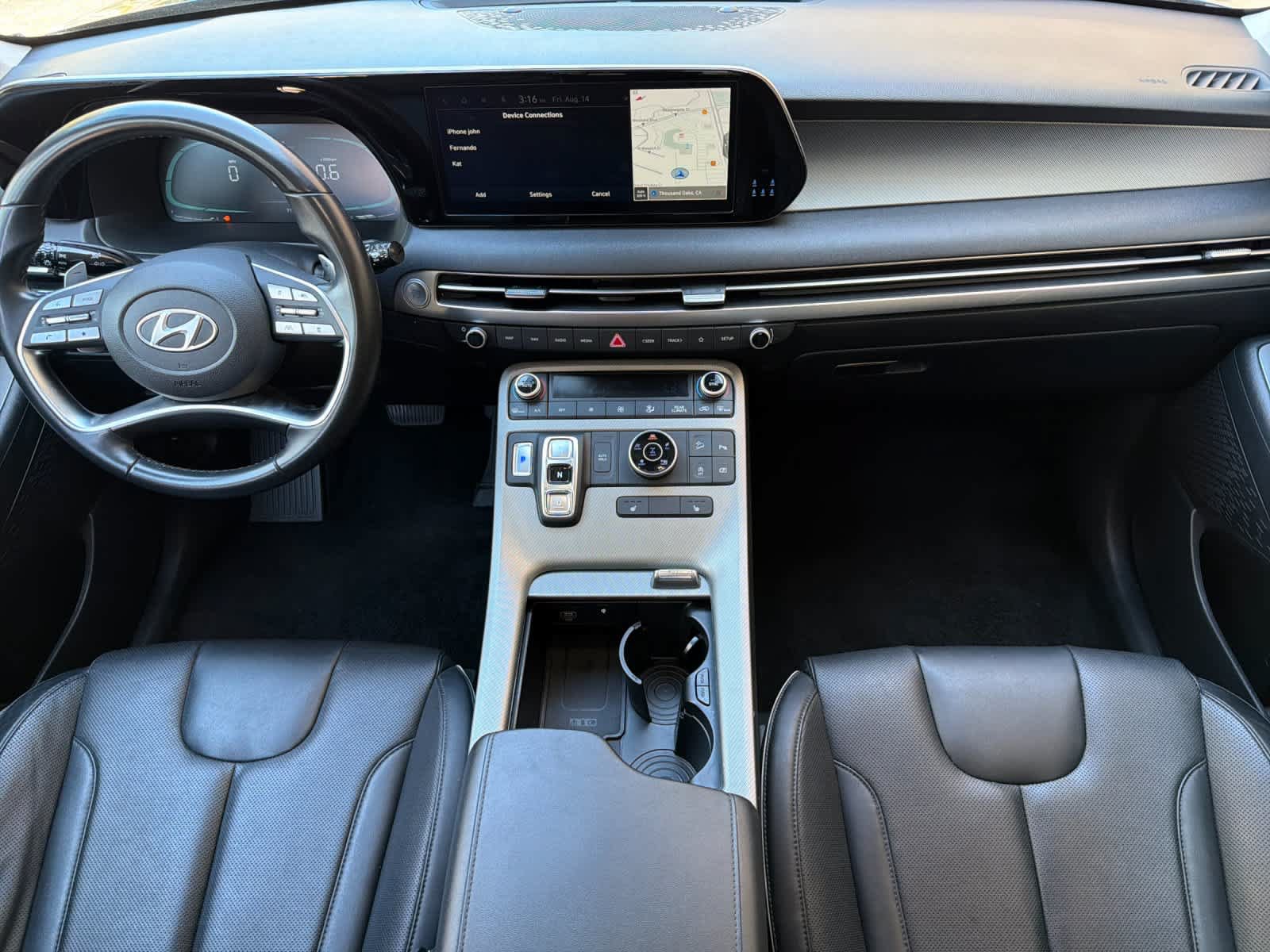 Used 2024 Hyundai Palisade SEL AWD/4WD image 3