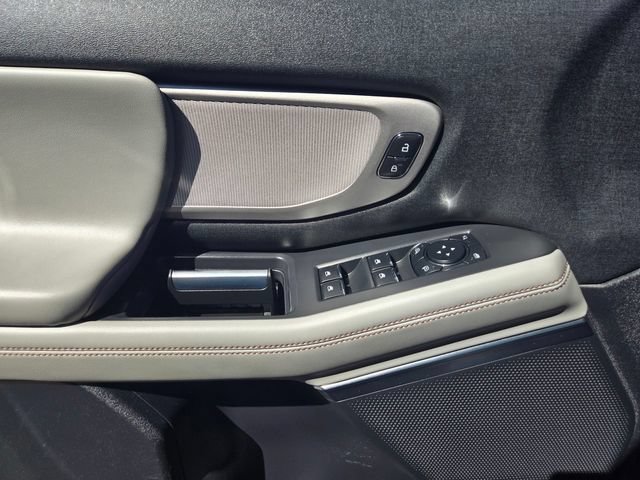 Certified 2025 Ford Expedition Active AWD/4WD image 22