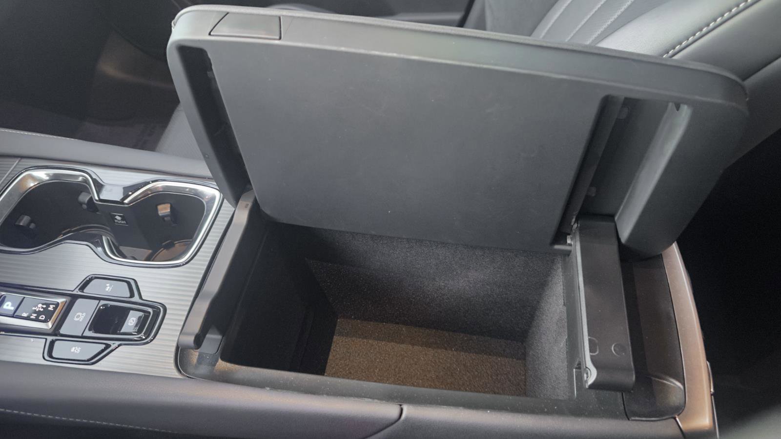 Used 2024 Lexus RX 500h F Sport image 19