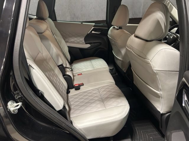 Used 2023 Mitsubishi Outlander SEL AWD/4WD image 21