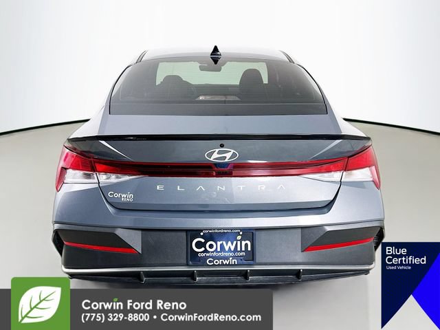Used 2025 Hyundai Elantra Sport FWD image 9