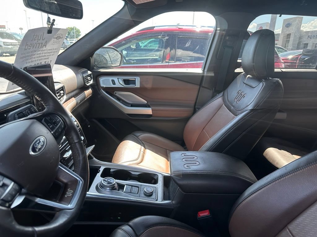 Certified 2022 Ford Explorer King Ranch w/ Class IV Trailer Tow Package AWD/4WD image 6