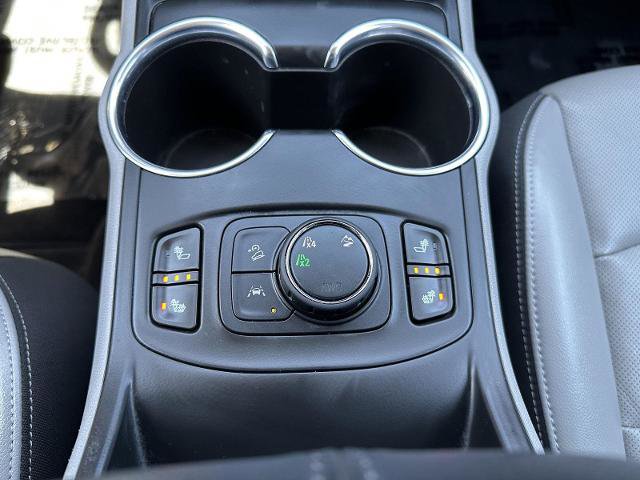 Used 2022 GMC Terrain SLT w/ Infotainment Package II AWD/4WD image 30