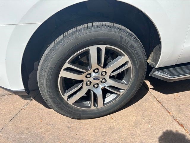 Certified 2022 Ford Expedition Max Limited AWD/4WD image 12