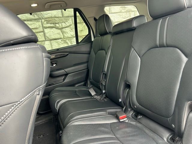 Used 2023 Honda Pilot Elite image 9
