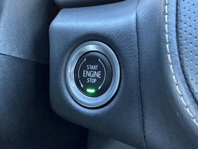 Used 2022 GMC Yukon XL SLT w/ SLT Premium Package image 21