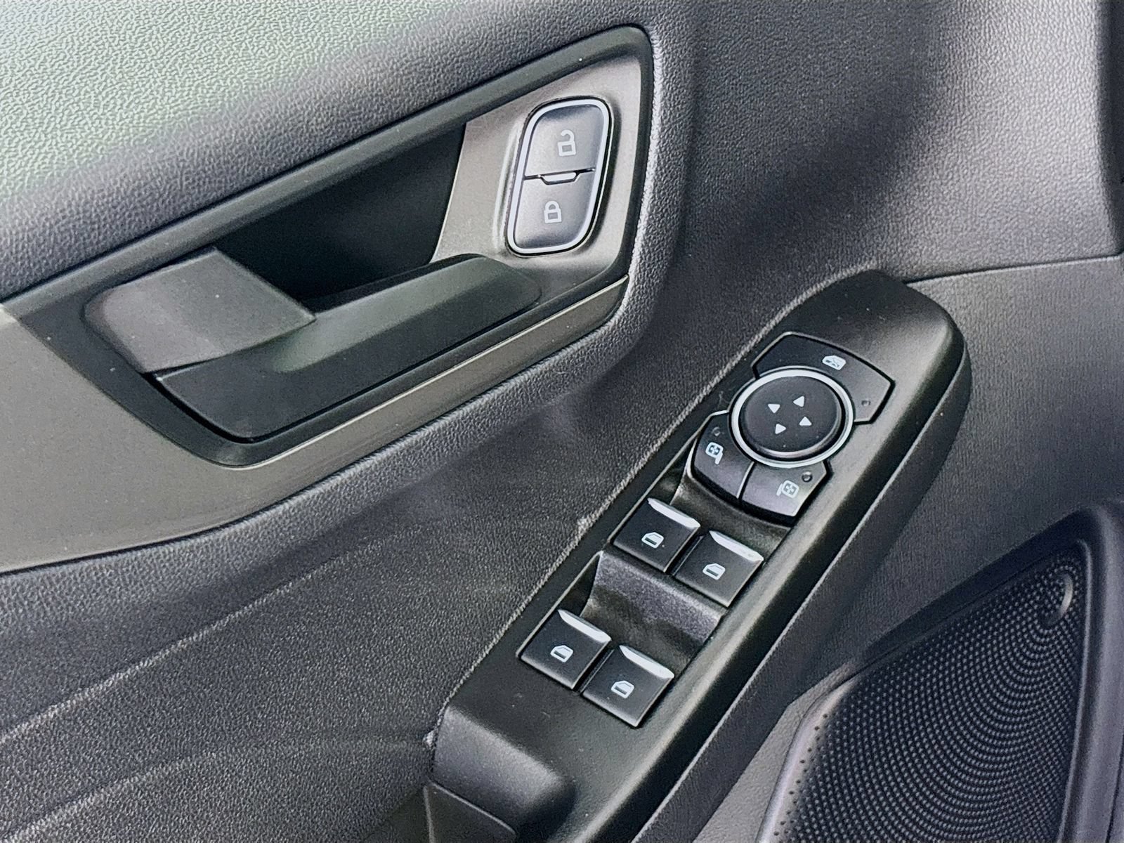 Certified 2025 Ford Escape Active FWD image 17