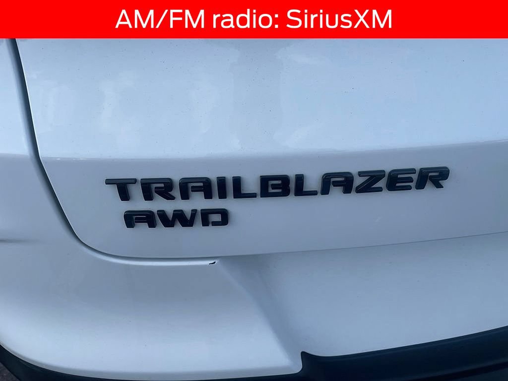 Used 2023 Chevrolet TrailBlazer RS AWD/4WD image 7
