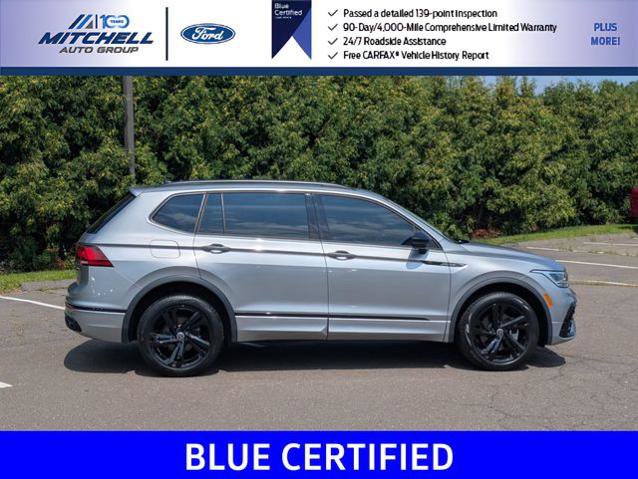 Used 2023 Volkswagen Tiguan SE R-Line AWD/4WD image 2