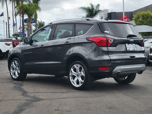 Certified 2019 Ford Escape Titanium image 3