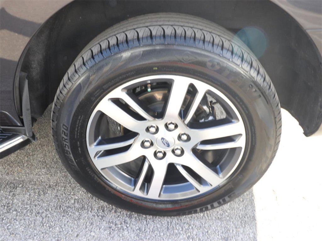 Certified 2022 Ford Expedition XLT image 26