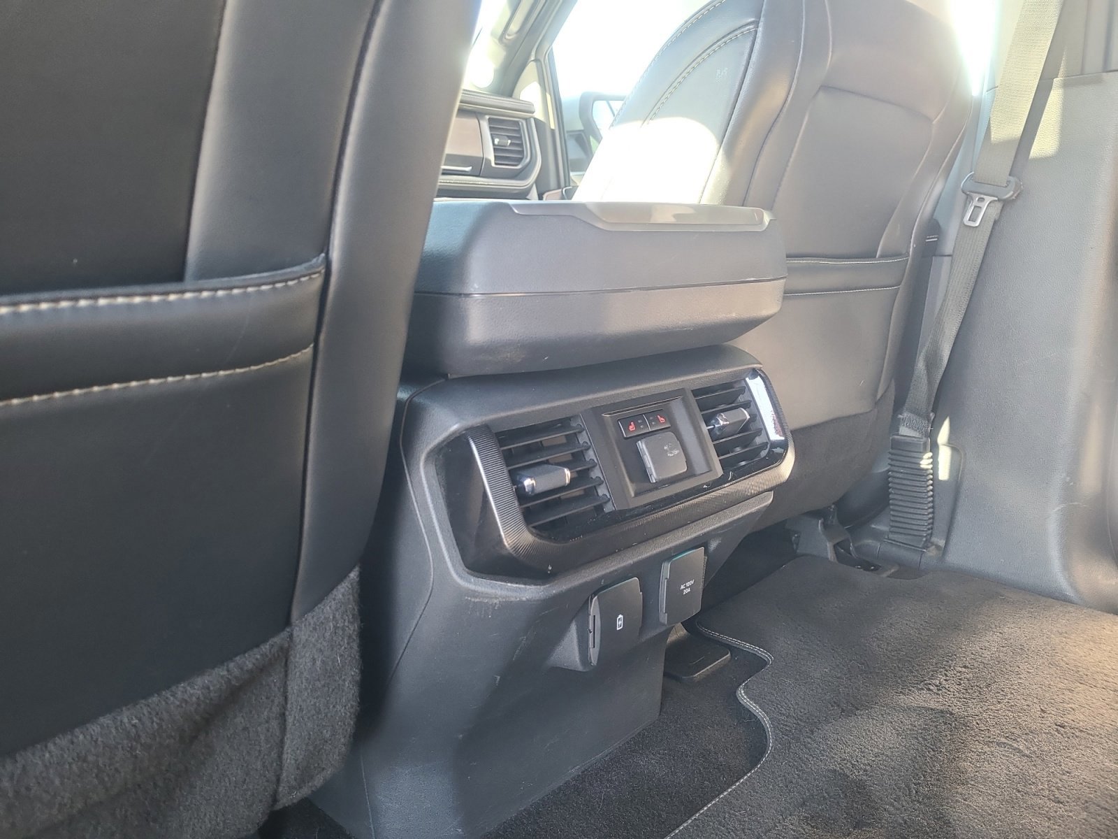 Certified 2023 Ford F150 Lightning Platinum image 32