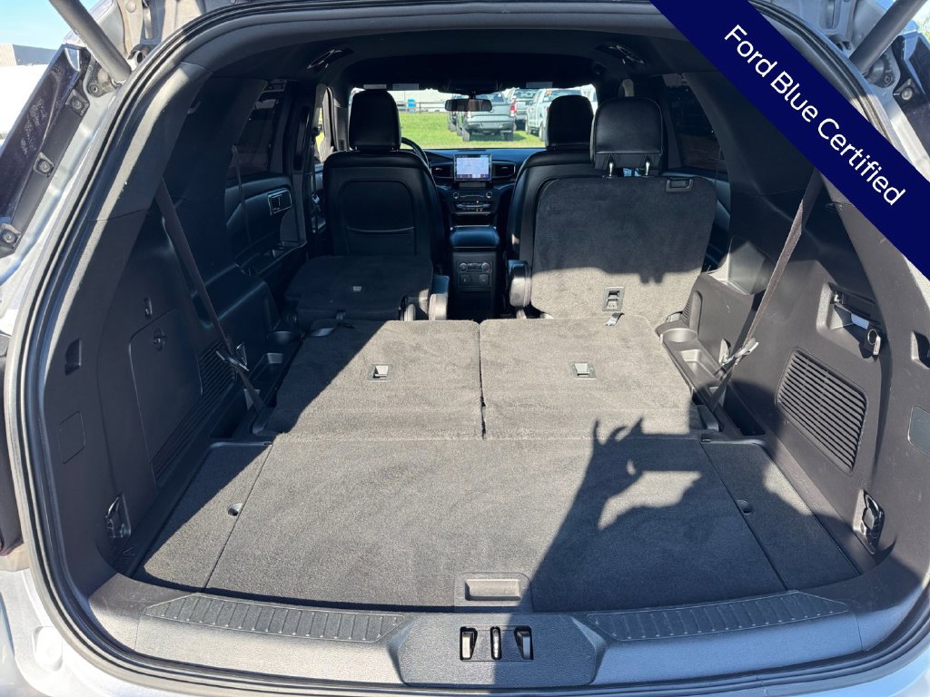 Certified 2020 Ford Explorer XLT w/ Equipment Group 202A RWD image 35