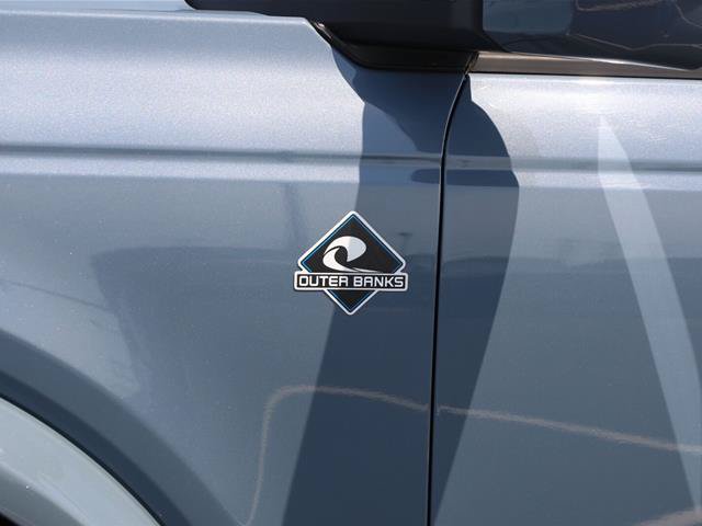 Certified 2025 Ford Bronco Outer Banks AWD/4WD image 4