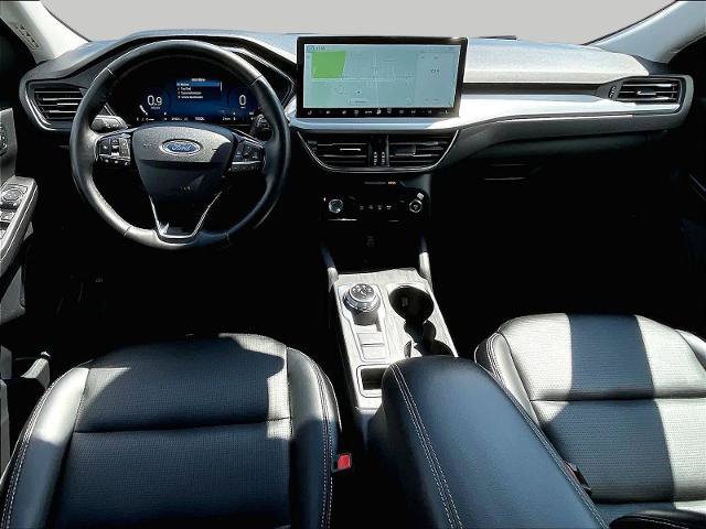 Certified 2025 Ford Escape Platinum AWD/4WD image 10