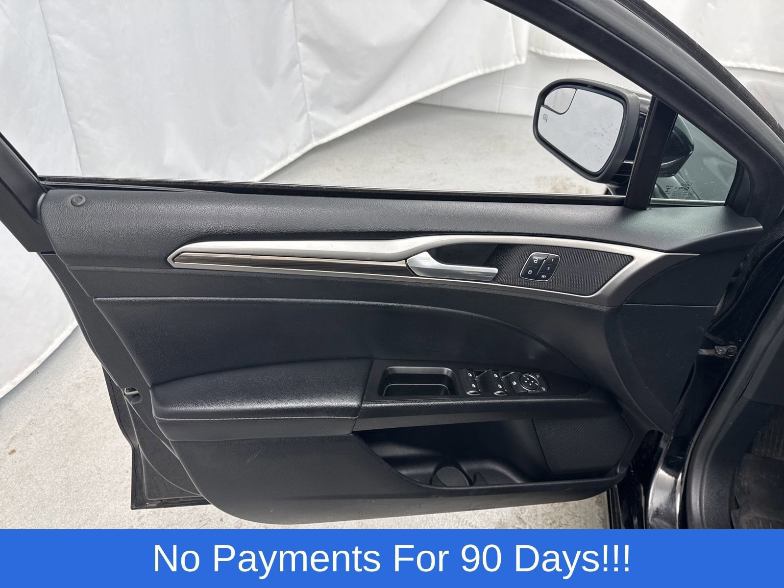 Certified 2018 Ford Fusion SE w/ Fusion SE Technology Package image 13