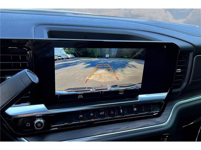 Used 2026 GMC Sierra 1500 SLT AWD/4WD image 17