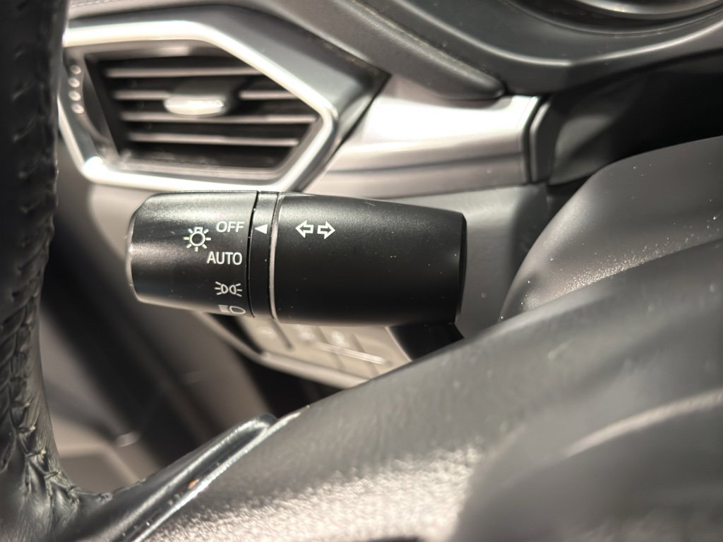 Used 2019 MAZDA CX-5 Touring image 16