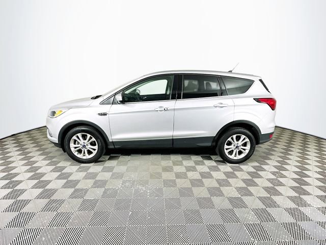 Certified 2019 Ford Escape SE FWD image 7