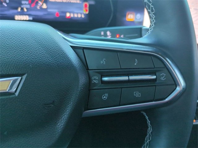 Used 2025 Chevrolet Traverse LT w/ Driver Confidence Package image 26