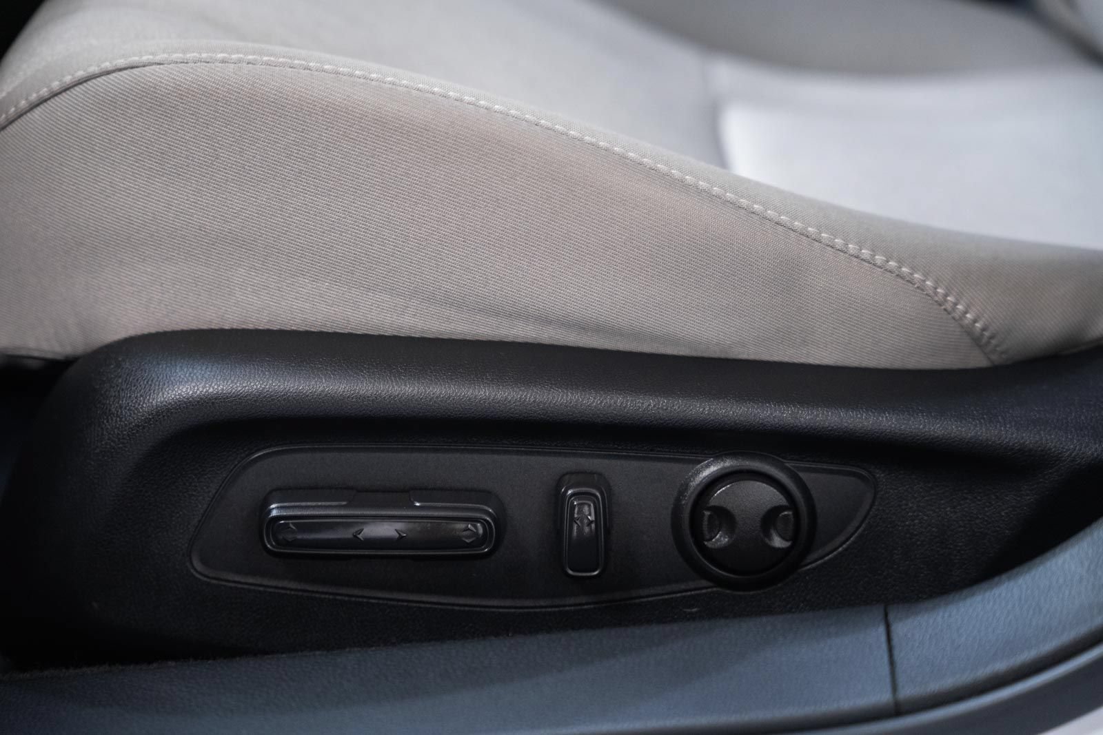 Used 2024 Honda Accord EX image 37