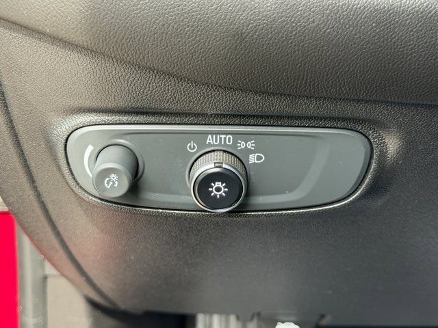 Used 2019 Chevrolet Equinox LT AWD/4WD image 27