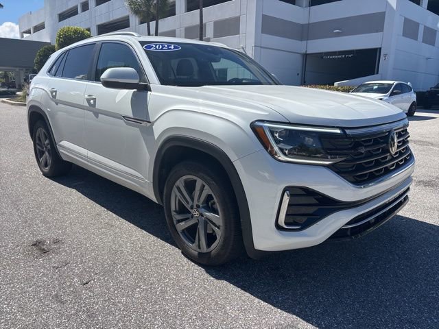 Used 2024 Volkswagen Atlas Cross Sport SEL R-Line AWD/4WD image 5