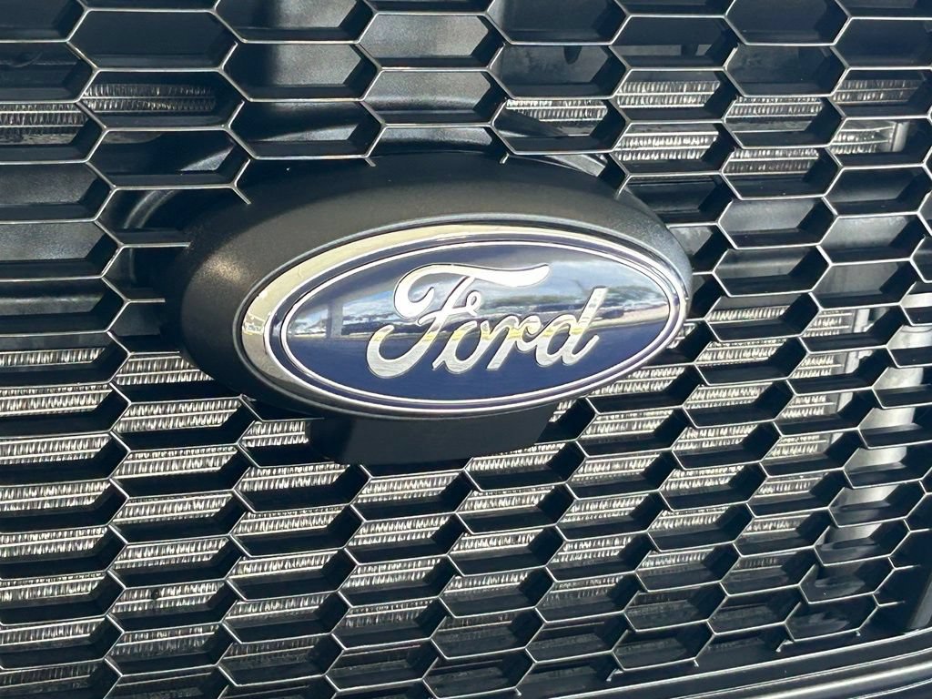 Certified 2025 Ford Transit 250 148 High Roof Extended RWD image 18