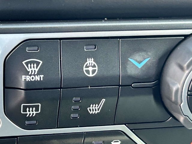 Used 2022 Jeep Wrangler Sport AWD/4WD image 31