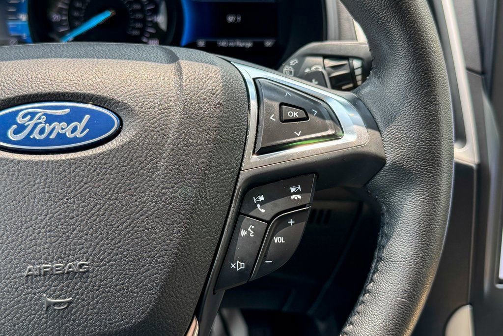 Certified 2022 Ford Edge SEL w/ Convenience Package AWD/4WD image 28